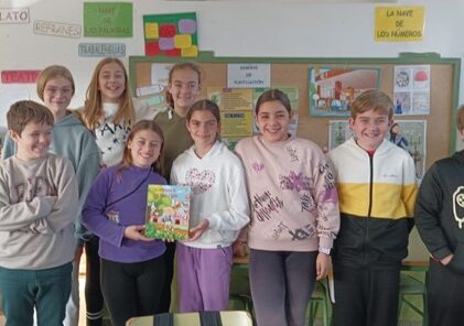 Las aventuras de Liam, Mona y Grillo